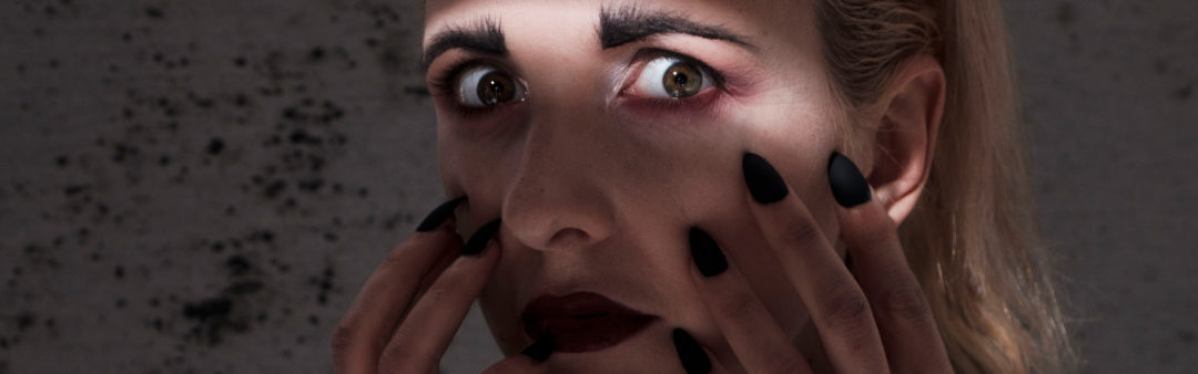 NIET VANDAAG SATAN (maar wel vanavond) – Elfie Tromp