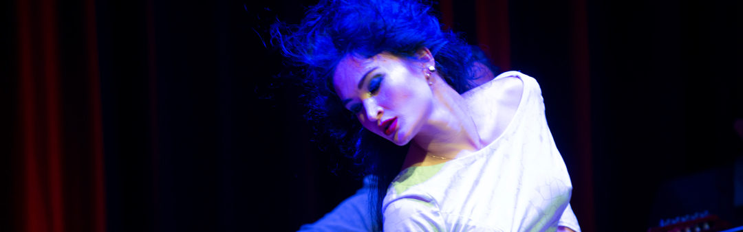 Hombre – Conchita Boon