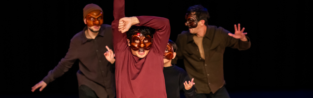 Isabella en Madame Ching | Club Classique & Troupe Courage