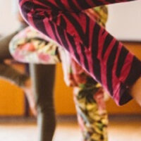 Yoga speciaal voor grote kinderen | OmiYoga (7+)