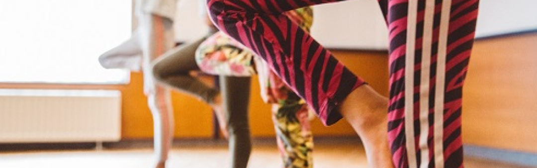Yoga speciaal voor grote kinderen | OmiYoga (7+)