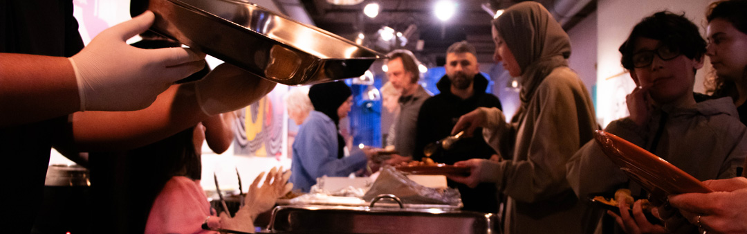 Dadels Delen, een iftar voor alle leeftijden